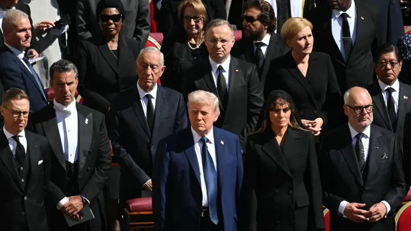 Donald Trump di Pemakaman Paus Benediktus XVI