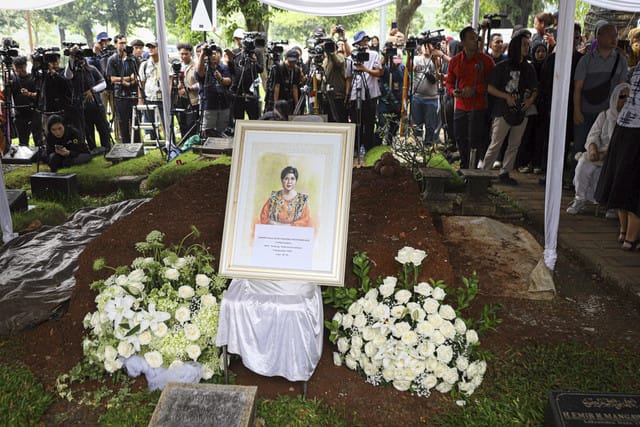 Pemakaman Titiek Puspa
